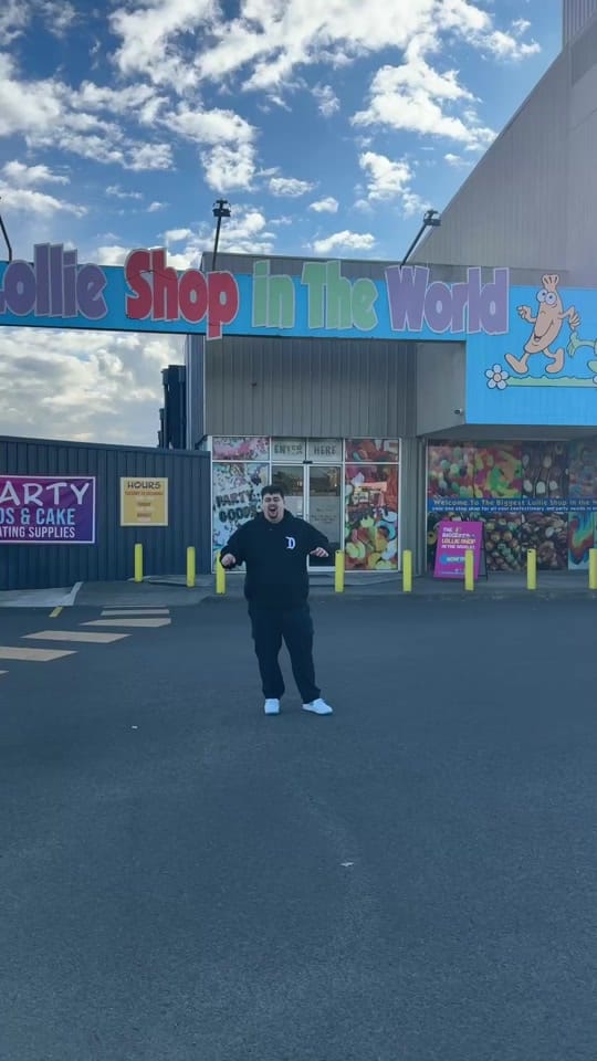 Post 9 by The Biggest Lollie Shop on TikTok (video)