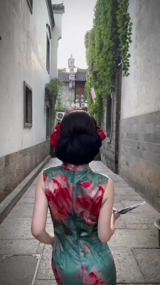 Post 4 by hangraceofficial on TikTok (video)