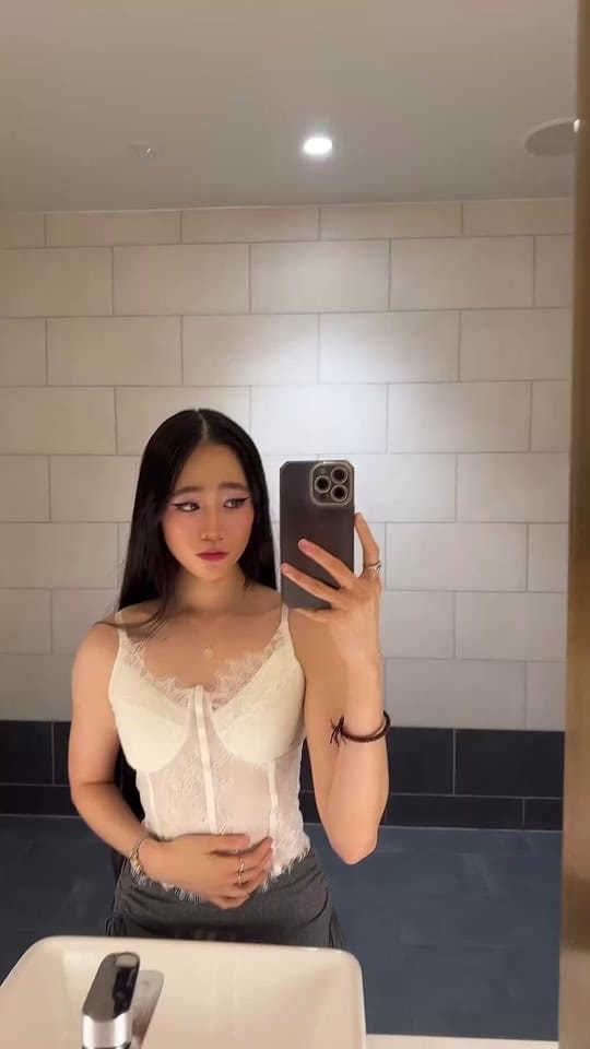 Post 3 by Hannah on TikTok (video)