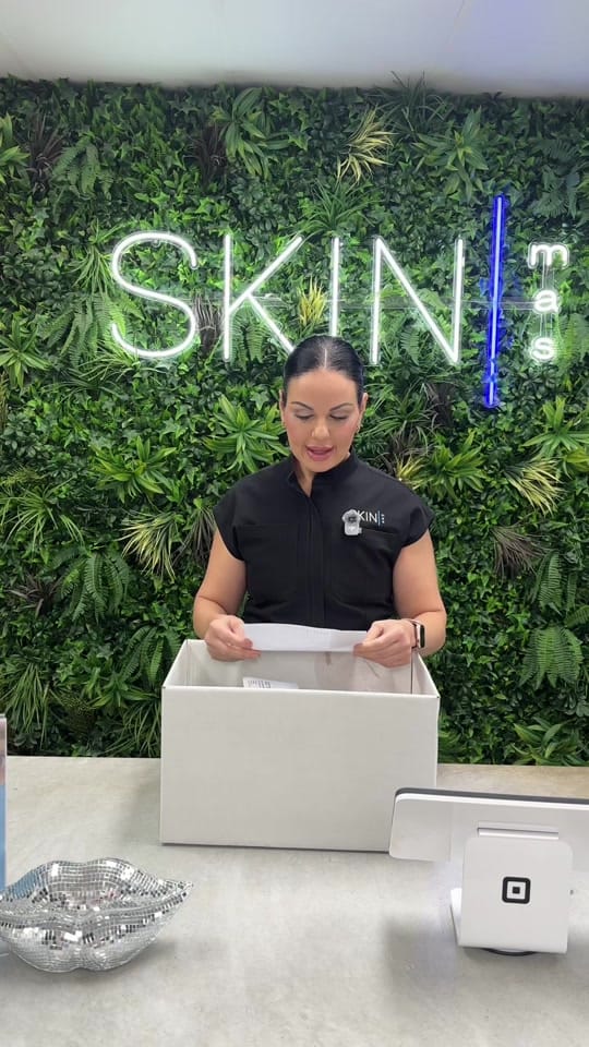 Post 5 by SKINmas on TikTok (video)