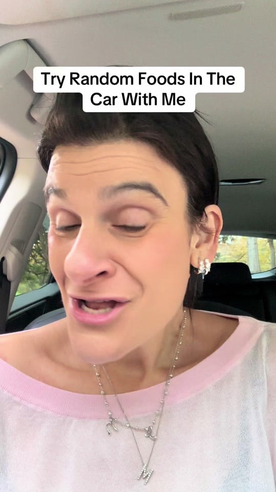 Post 8 by Phoodie (Foodie) on TikTok (video)