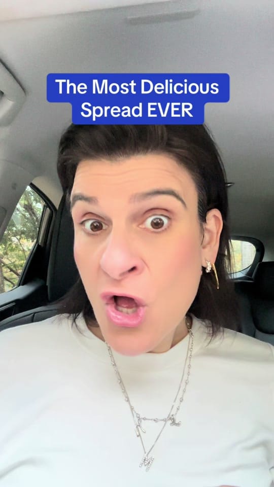 Post 2 by Phoodie (Foodie) on TikTok (video)
