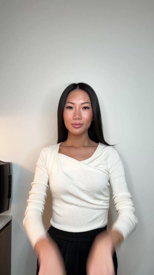 Post 2 by Contour Clinics on TikTok (video)