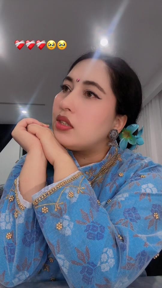 Post 4 by Sarita khatri on TikTok (video)