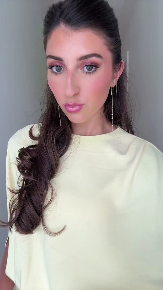 Post 8 by Sydney Stokes on TikTok (video)