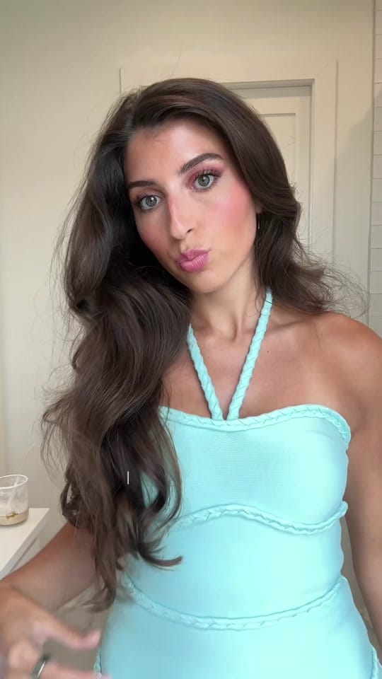 Post 5 by Sydney Stokes on TikTok (video)