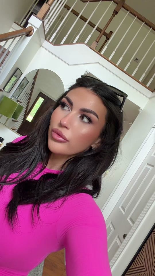 Post 10 by sculpted by sydney on TikTok (video)