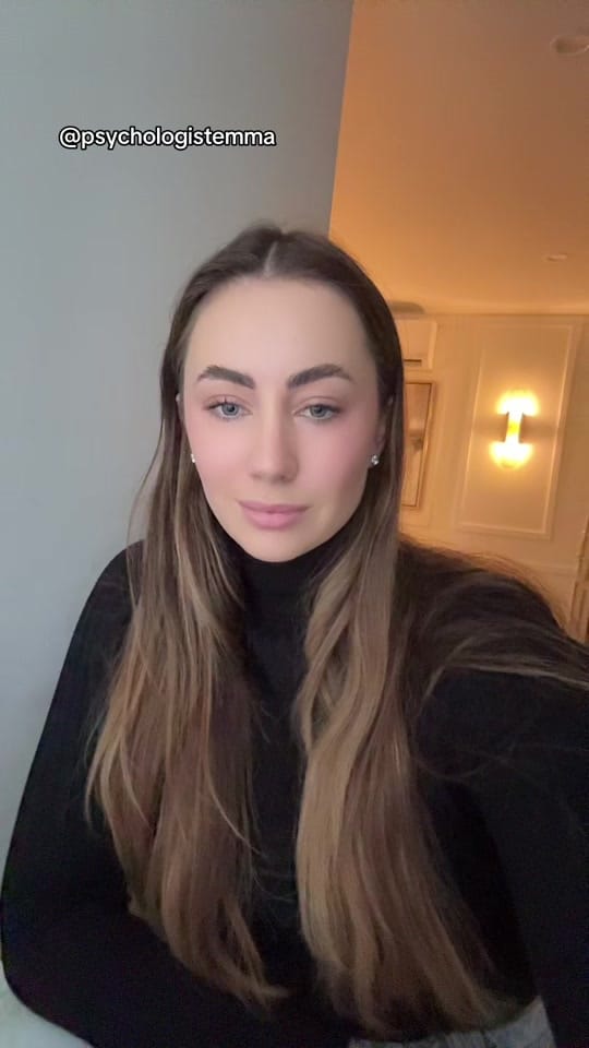 Post 1 by Psychologist Emma on TikTok (video)