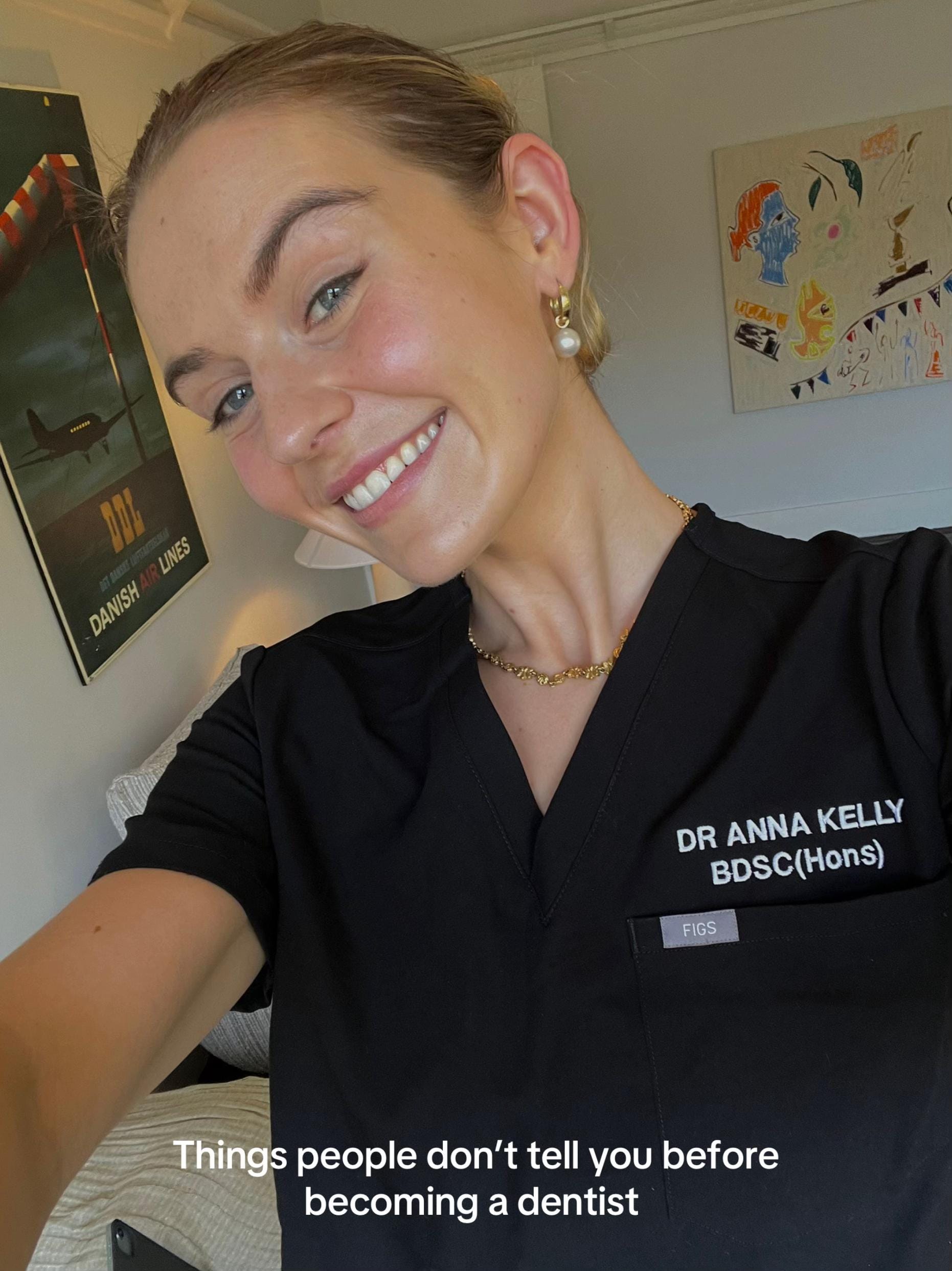 Post 3 by Dr Anna - Cosmetic Dentist on TikTok (video)