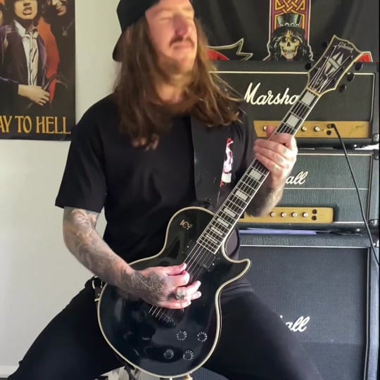 Post 9 by justinstrudwickguitarist on TikTok (video)