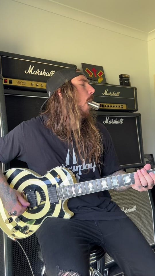Post 8 by justinstrudwickguitarist on TikTok (video)