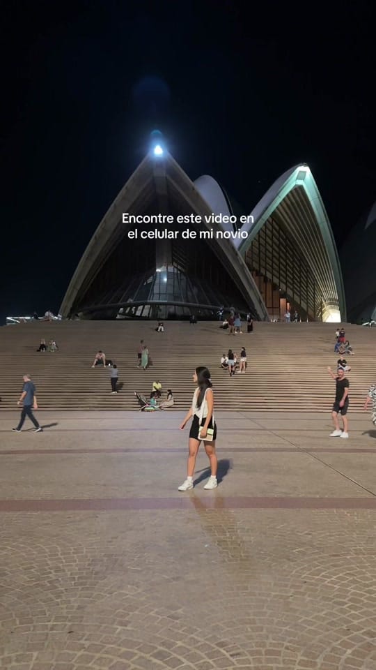 Post 10 by Adri Ardila | Media Content on TikTok (video)