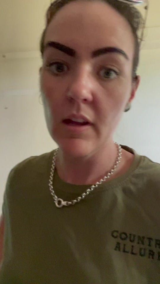 Post 8 by Ange & Nik on TikTok (video)
