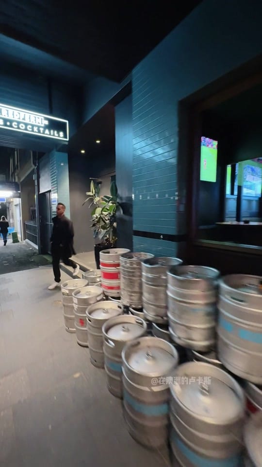 Post 3 by Lucashong on TikTok (video)