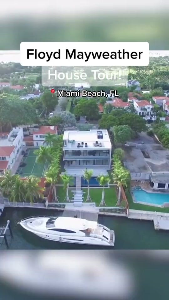 Post 2 by HolidayHomesForSale under 500k on TikTok (video)