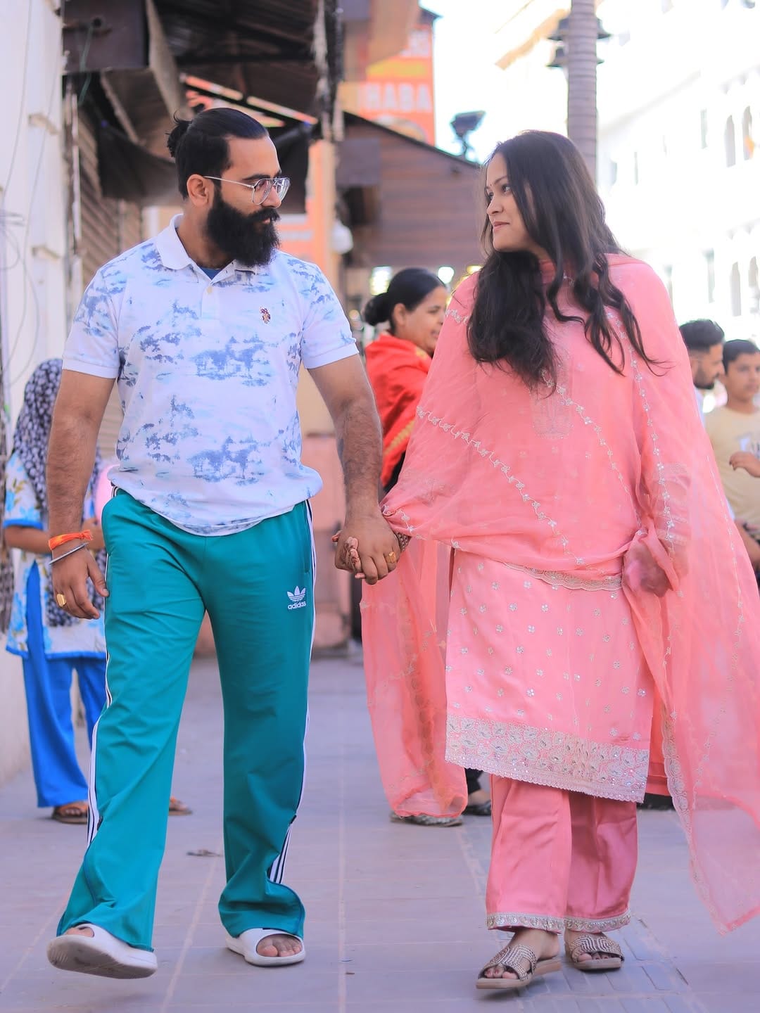 Post 4 by 🅶🅴🅴🆃🅰🅽🆂🅷🇮🇳ਗੀਤਾਂਸ਼ ਸ਼ਰਮਾ♠️ on Instagram (image)