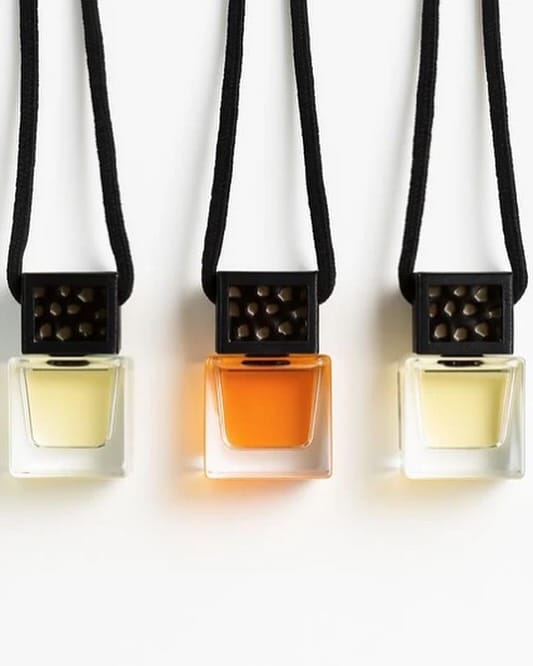 Post 10 by @amourscentsofficial on Instagram (image)