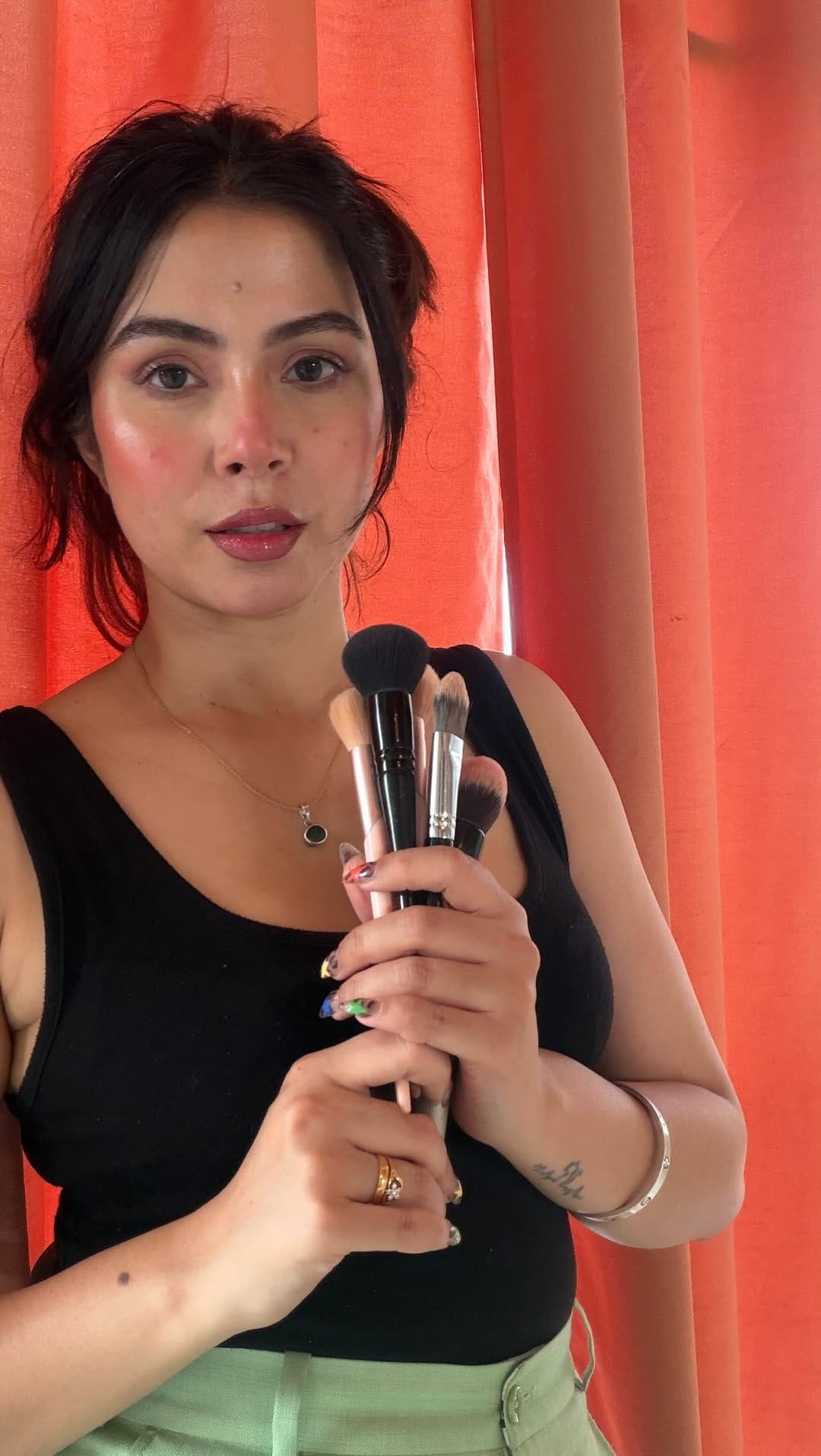 Post 2 by Harshita on Instagram (video)