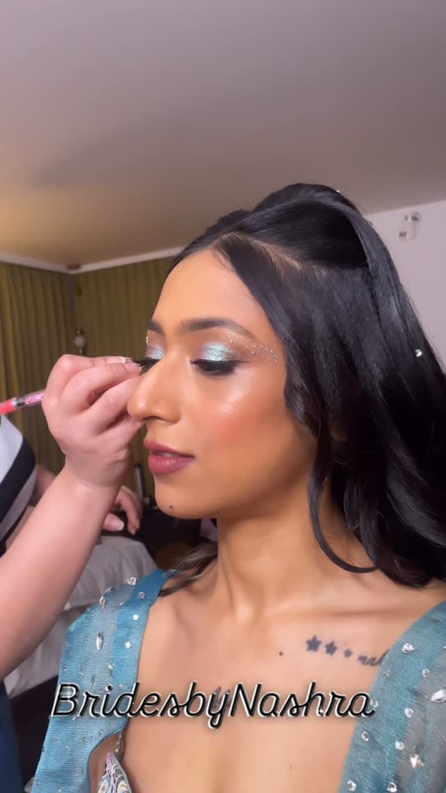 Post 6 by Nashra Aziz on Instagram (video)