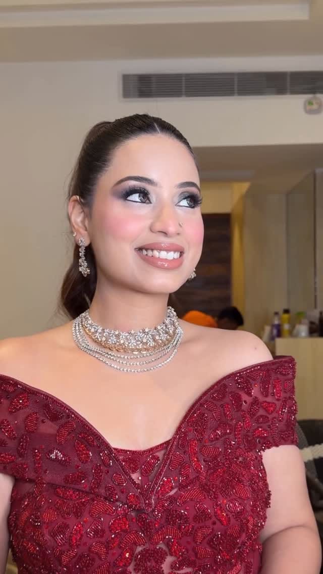 Post 6 by Prriyannka Arora on Instagram (video)