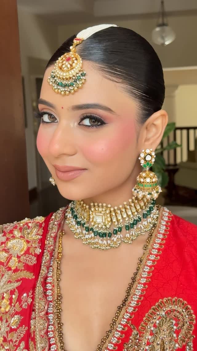 Post 2 by Prriyannka Arora on Instagram (video)