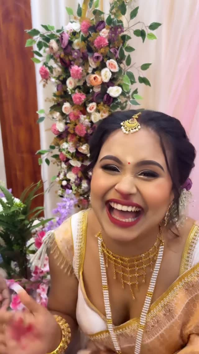 Post 1 by Makeupartist_Silpa on Instagram (video)