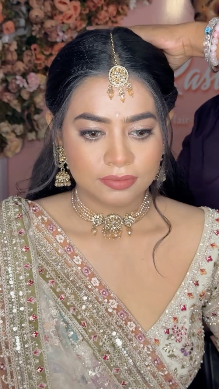 Post 7 by Neha Rastogi🧿 on Instagram (video)
