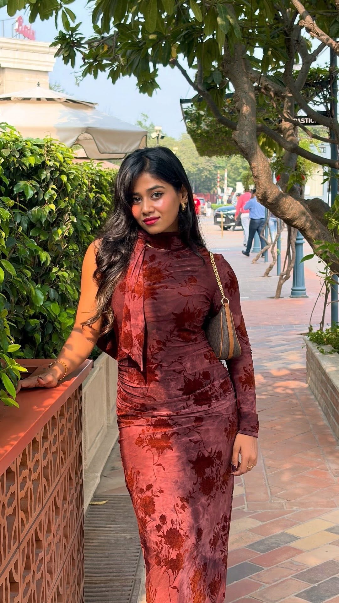Post 7 by Elaxshi Biswas on Instagram (video)
