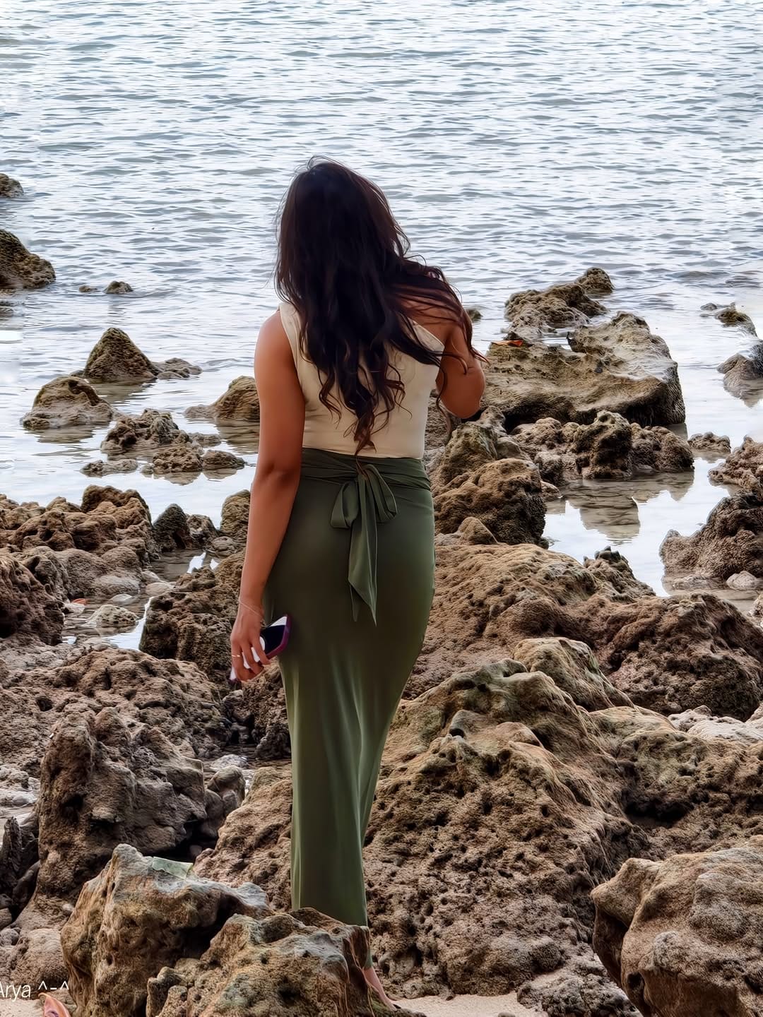Post 5 by Elaxshi Biswas on Instagram (image)