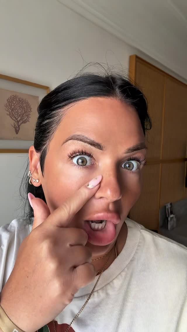 Post 5 by Aroma Advisory 🌹 on Instagram (video)