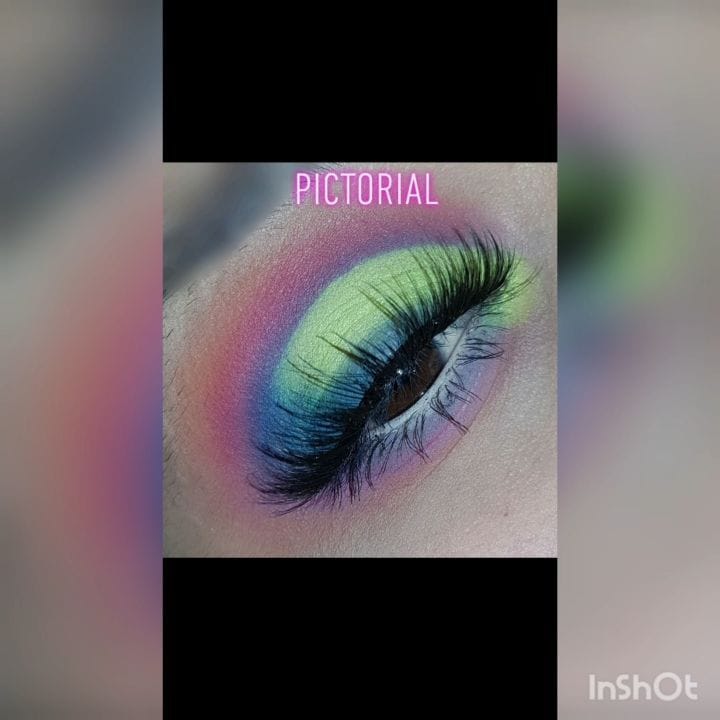 Post 9 by Makeupbynosh.x on Instagram (video)