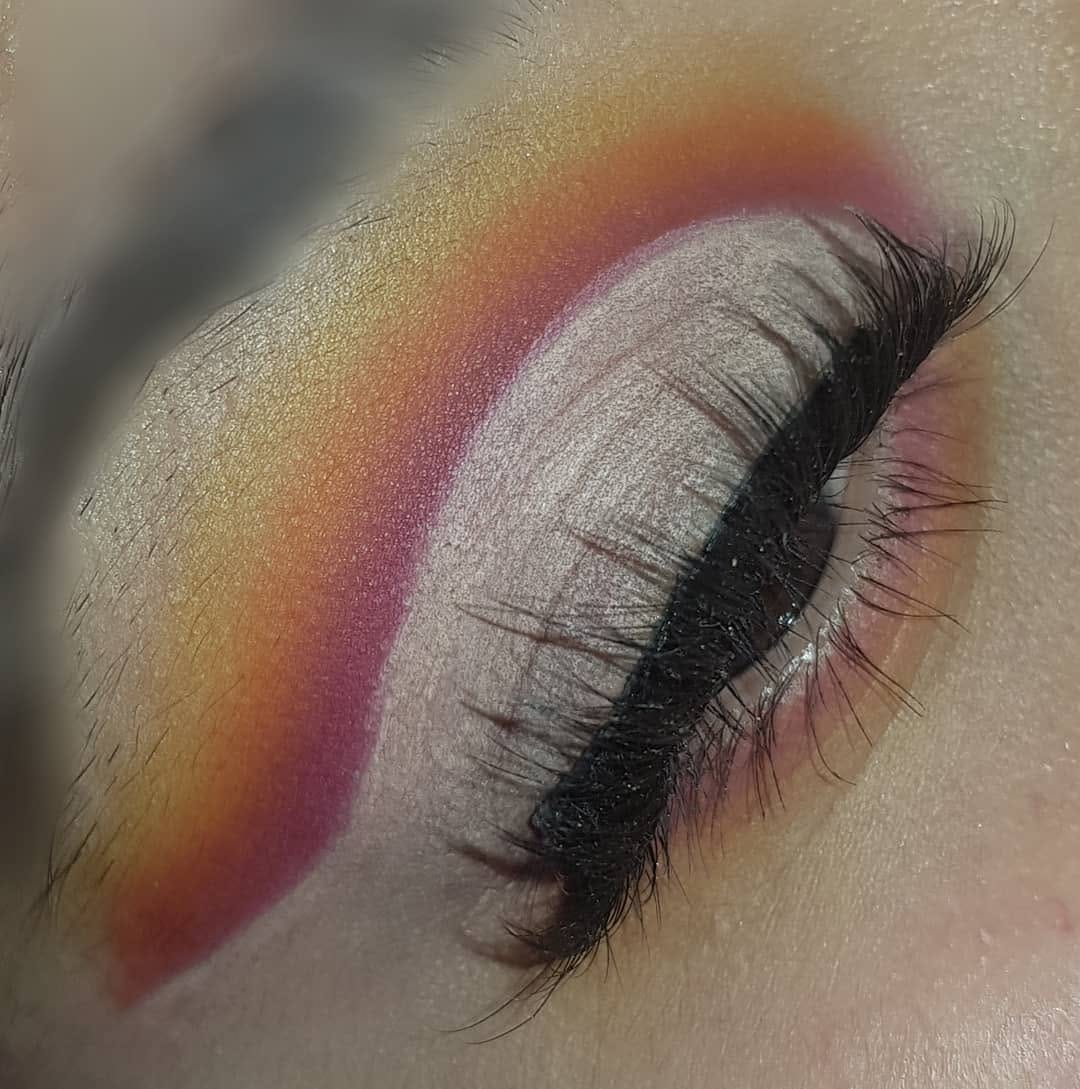 Post 8 by Makeupbynosh.x on Instagram (image)