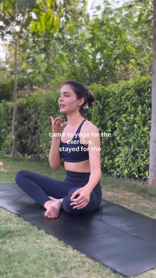 Post 4 by Peacelily yoga | Vinita Yadav | Yoga Teacher on Instagram (video)