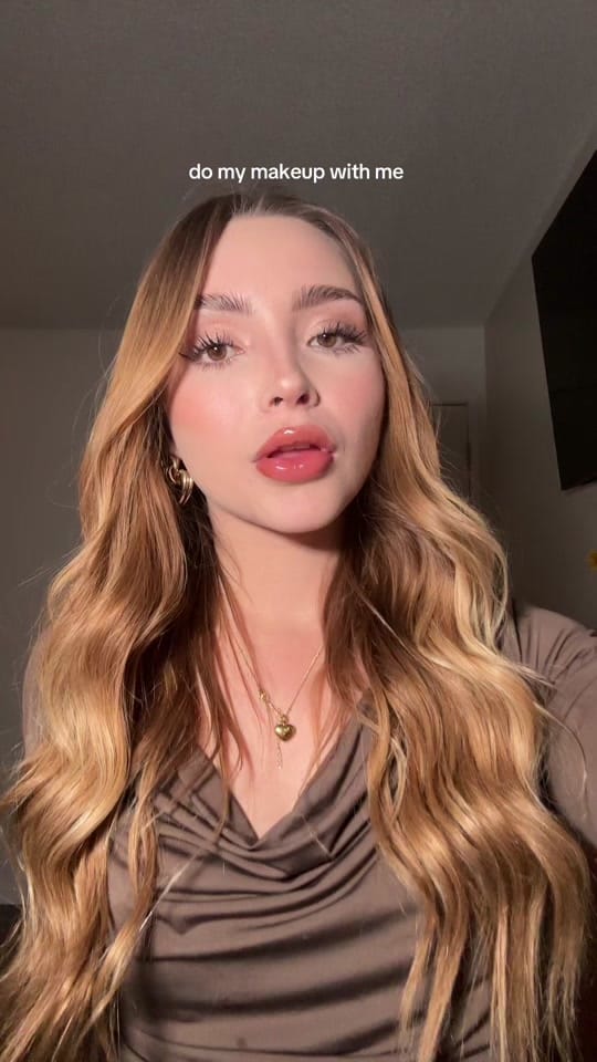 Post 8 by ARA 💫 on TikTok (video)