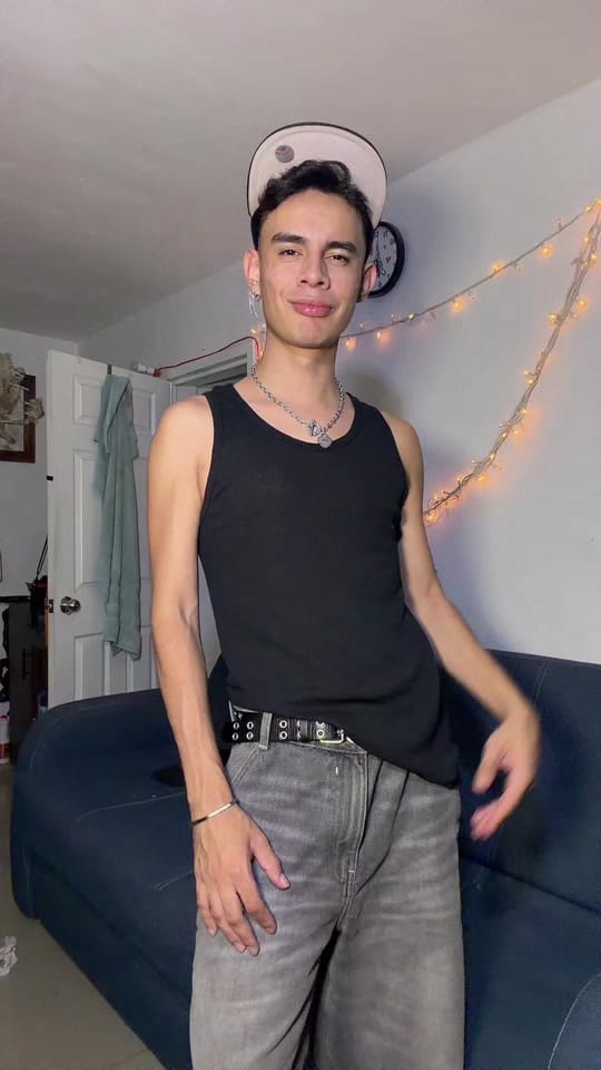 Post 3 by Danny Mercado Makeup Studio💄 on TikTok (video)