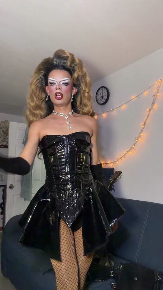 Post 2 by Danny Mercado Makeup Studio💄 on TikTok (video)