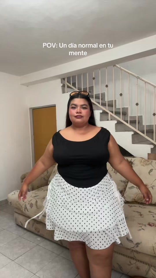 Post 3 by Paola Martinez on TikTok (video)