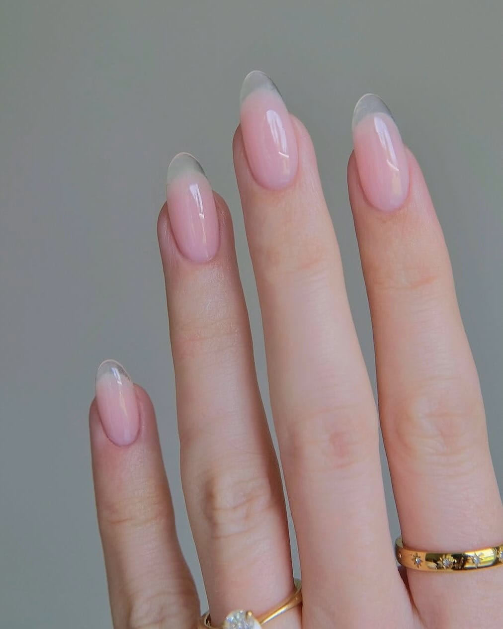 Post 4 by ELLE Japan Beauty / エル ビューティ on Instagram (carousel)