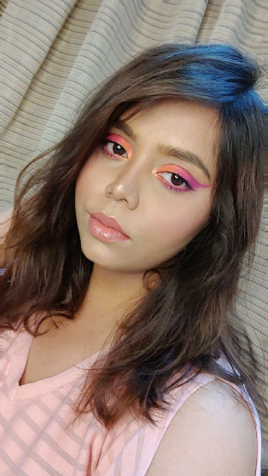 Post 3 by MUMBAI MAKEUP ARTIST on Instagram (video)