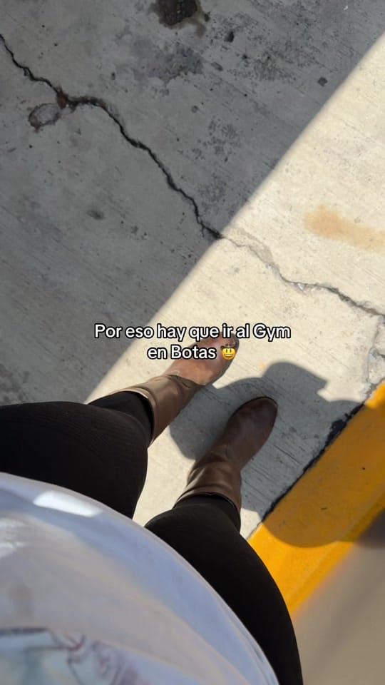Post 6 by MARIA CAROLINA on TikTok (video)
