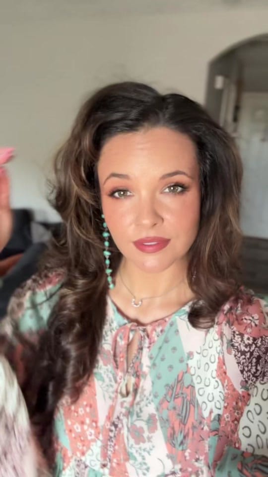Post 8 by Nicole Tagart on TikTok (video)