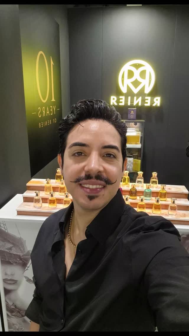 Post 4 by Renier Perfumes on Instagram (video)