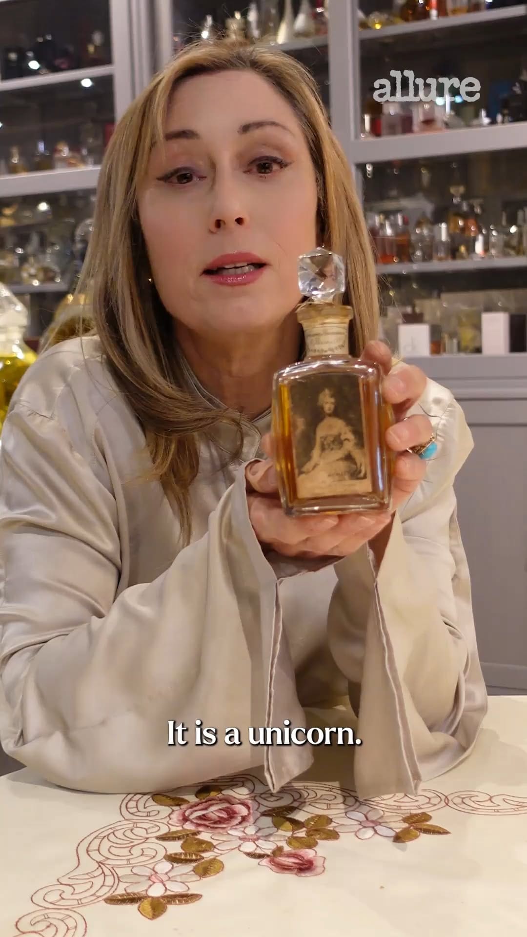 Post 10 by Fragrance Vault on Instagram (video)