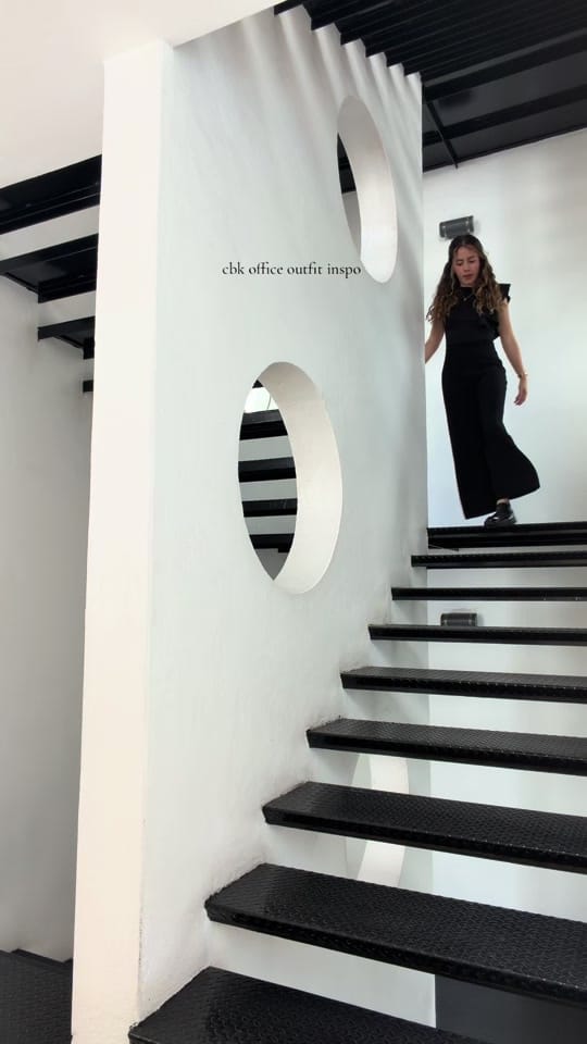 Post 6 by Diliana on TikTok (video)