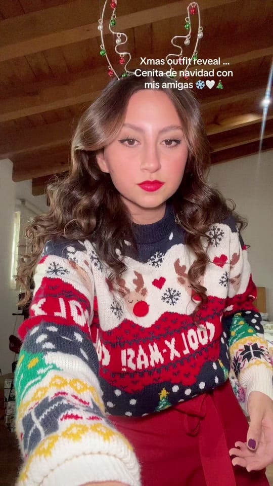 Post 10 by Mariana on TikTok (video)