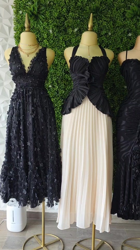 Post 9 by The art of Fashion on TikTok (video)