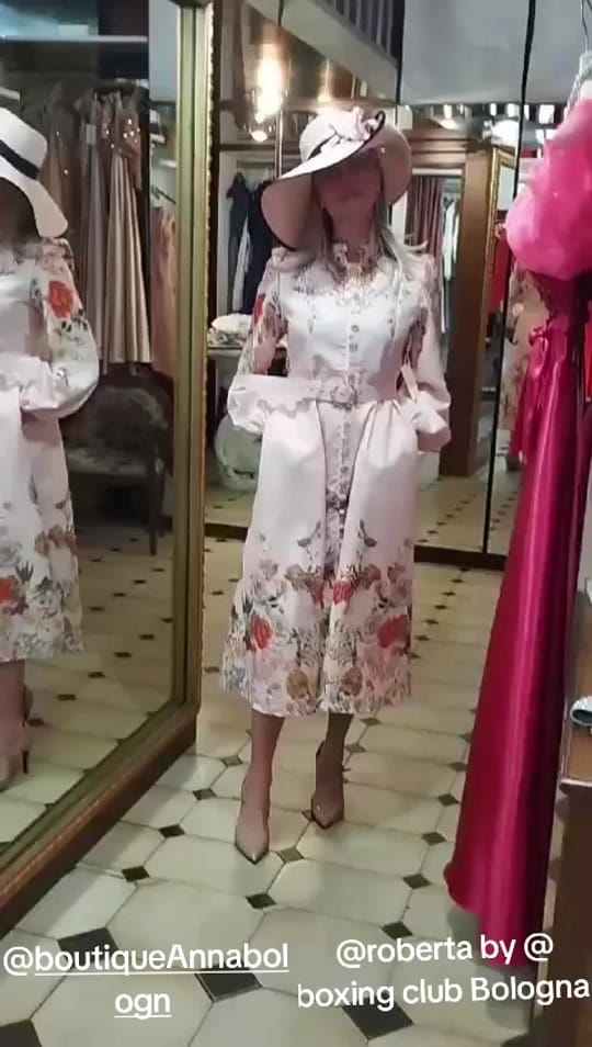 Post 4 by Fabiola France on TikTok (video)