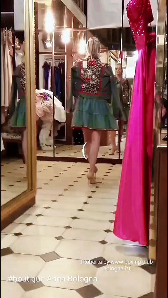 Post 6 by Fabiola France on TikTok (video)