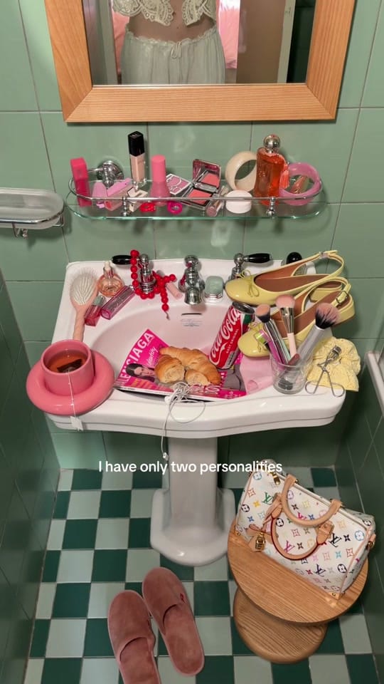 Post 7 by Olga on TikTok (video)