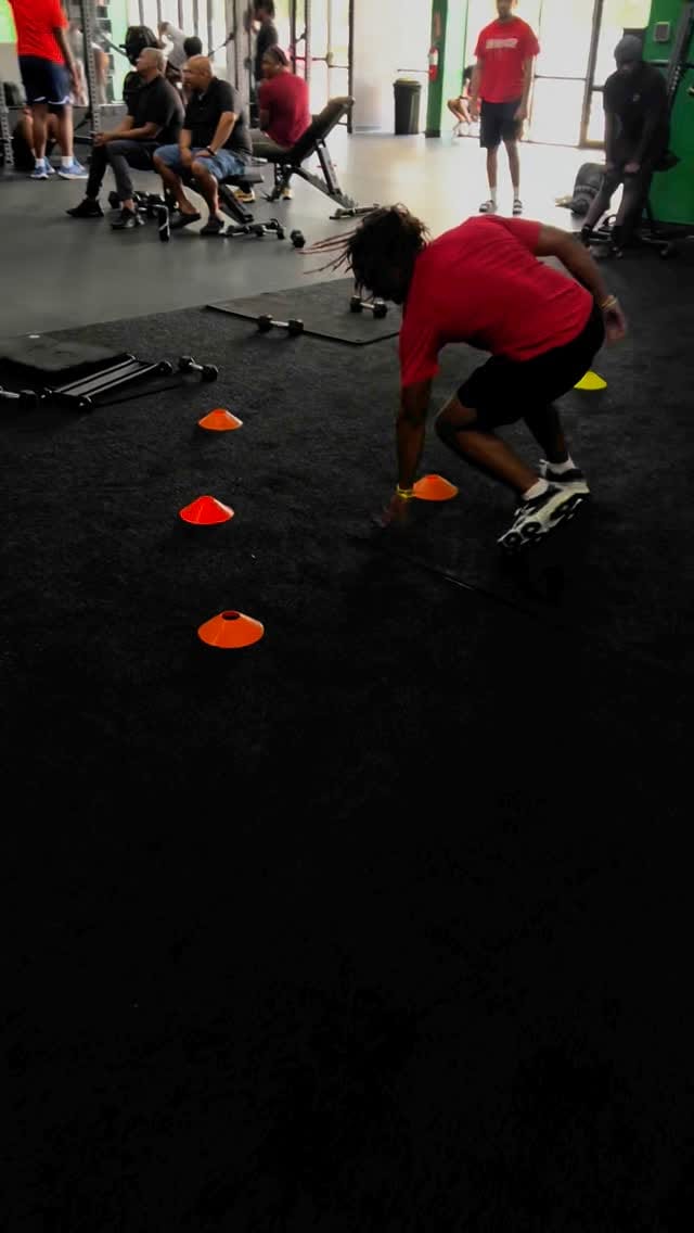 Post 9 by Ihedigbo Fitness on Instagram (video)